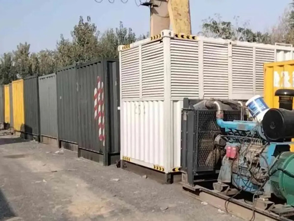 芝罘200KW柴油发电机机组每小时油耗是多少?