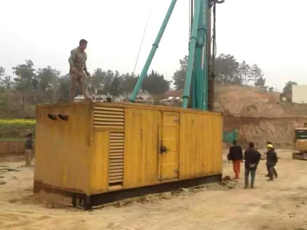芝罘如何判断水冷式机油散热器密封件是否需要更换?